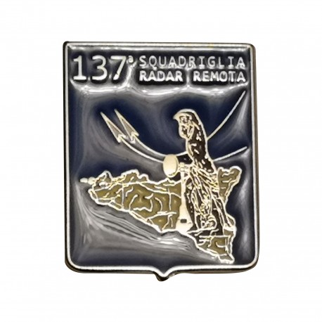 DISTINTIVO DA CAMICIA 26X32 MM IN METALLO CON STEMMA 137 SQUADRIGLIA