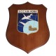 CREST IN METALLO SMALTATO BASE LEGNO CL3 22 X 17 CM SCCAM ROMA