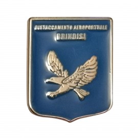 DISTINTIVO DA CAMICIA 25X32MM IN METALLO CON STEMMA DISTISTACCAMENTO AEROP.BRINDISI