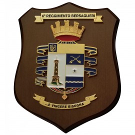 CREST IN METALLO SMALTATO BASE LEGNO 22,5X17,5 CM 6° RGT BERSAGLIERI