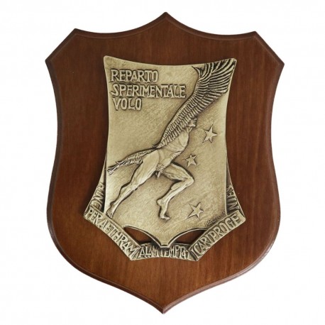CREST IN METALLO SMALTATO BASE LEGNO CL3 22,5X17,5 CM REP.SPERIMENT.VOLO